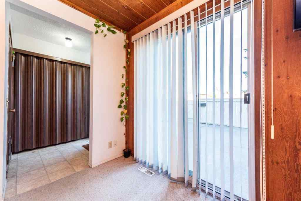 MLS® A2260636 - Unit #301 5404 10 Avenue SE in Penbrooke Meadows Calgary, Residential