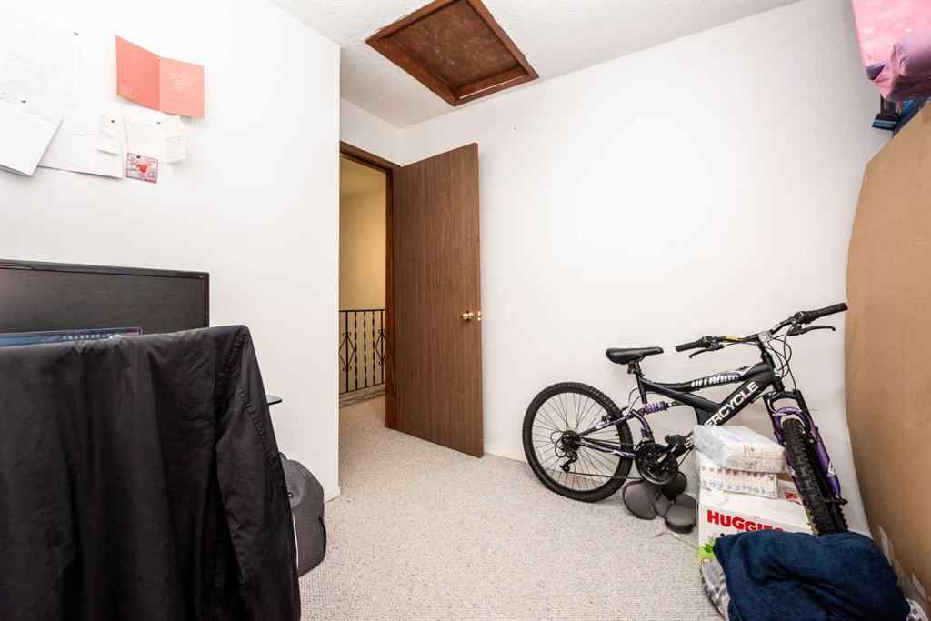 MLS® A2260636 - Unit #301 5404 10 Avenue SE in Penbrooke Meadows Calgary, Residential