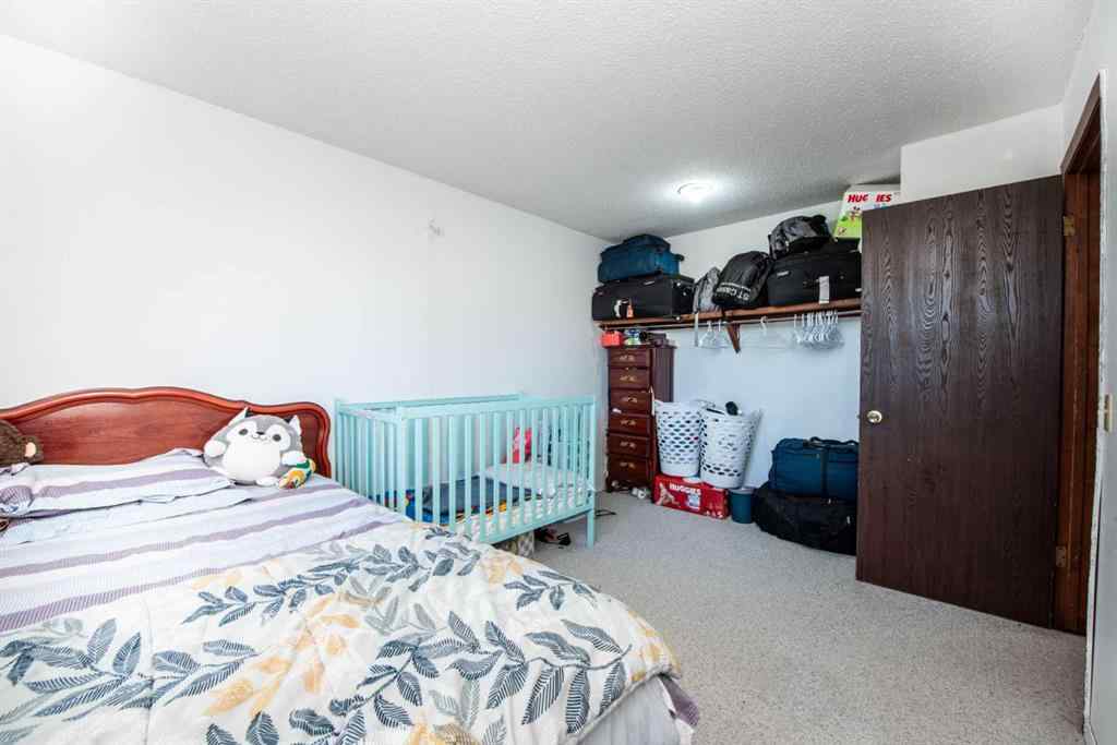 MLS® A2260636 - Unit #301 5404 10 Avenue SE in Penbrooke Meadows Calgary, Residential