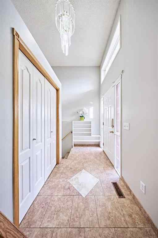 MLS® A2260642 - 50 Somervale Green SW in Somerset Calgary, Residential