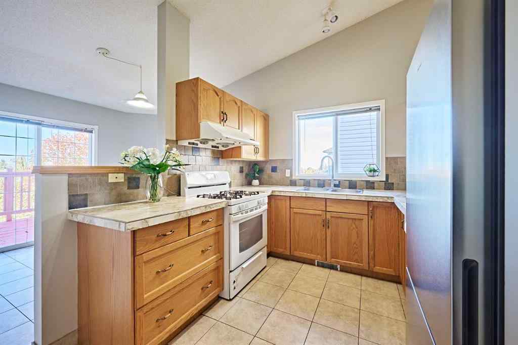 MLS® A2260642 - 50 Somervale Green SW in Somerset Calgary, Residential