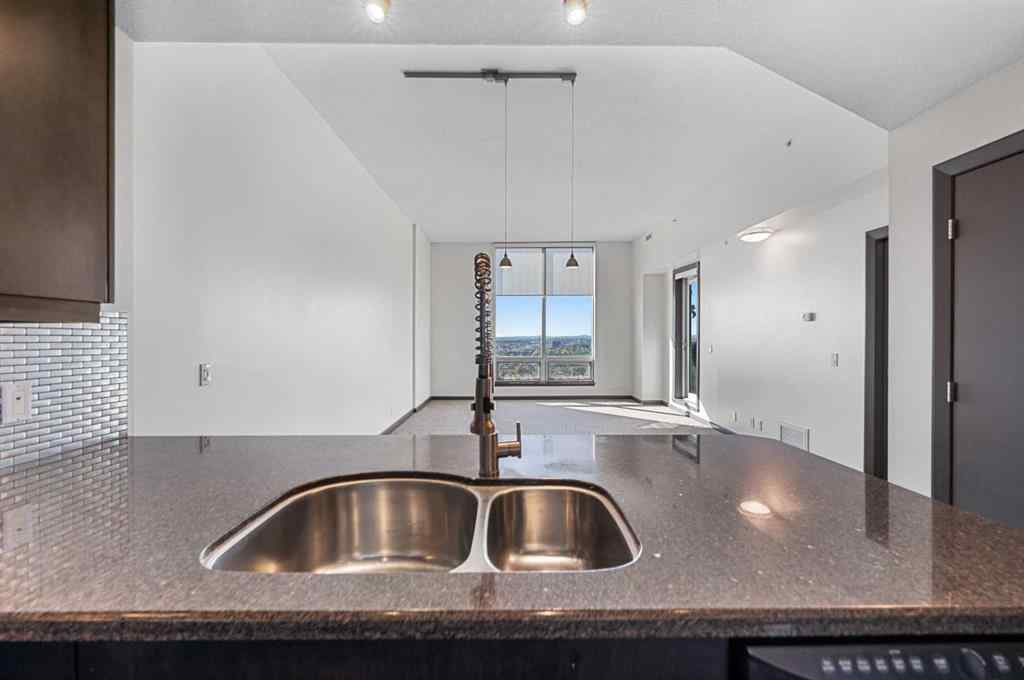 MLS® A2260645 - Unit #3206 210 15 Avenue SE in Beltline Calgary, Residential