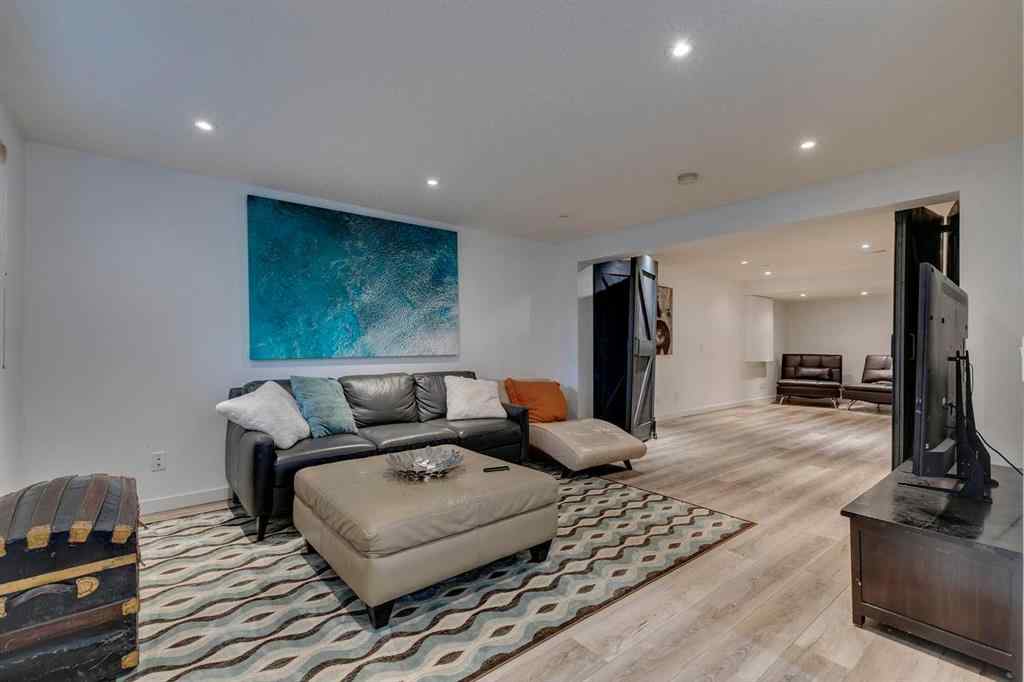 MLS® A2260653 - 42 Sierra Morena Green SW in Signal Hill Calgary, Residential