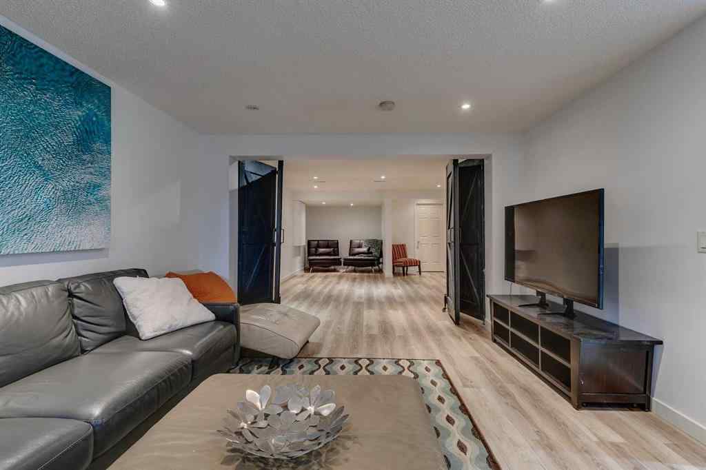 MLS® A2260653 - 42 Sierra Morena Green SW in Signal Hill Calgary, Residential