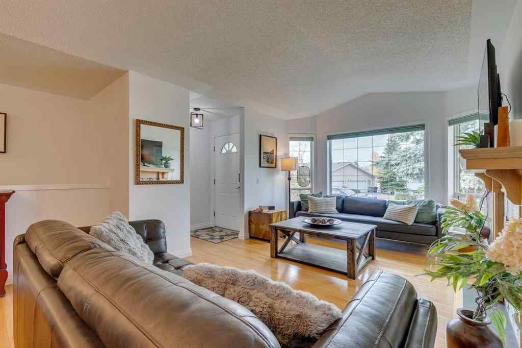 MLS® A2260653 - 42 Sierra Morena Green SW in Signal Hill Calgary, Residential