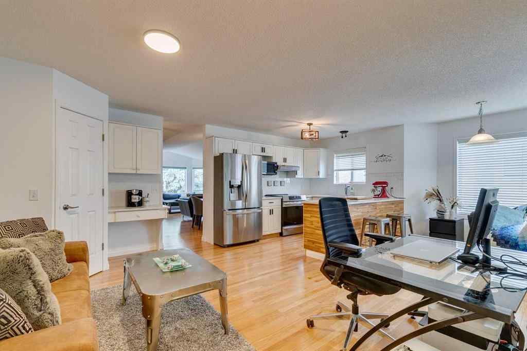 MLS® A2260653 - 42 Sierra Morena Green SW in Signal Hill Calgary, Residential
