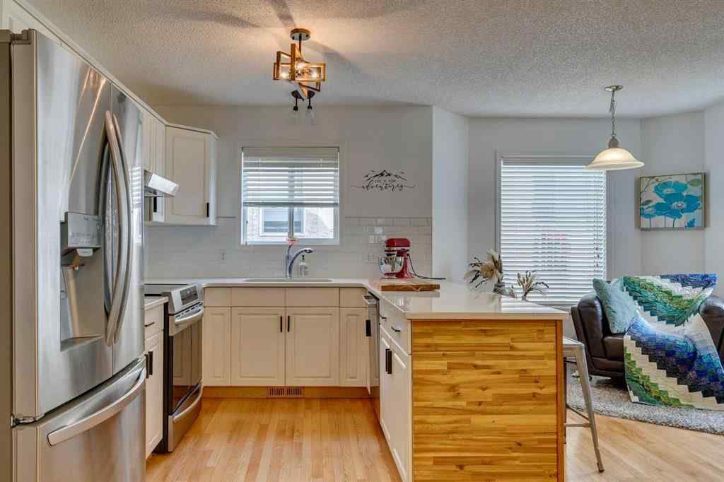 MLS® A2260653 - 42 Sierra Morena Green SW in Signal Hill Calgary, Residential
