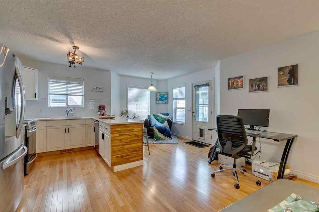 MLS® A2260653 - 42 Sierra Morena Green SW in Signal Hill Calgary, Residential