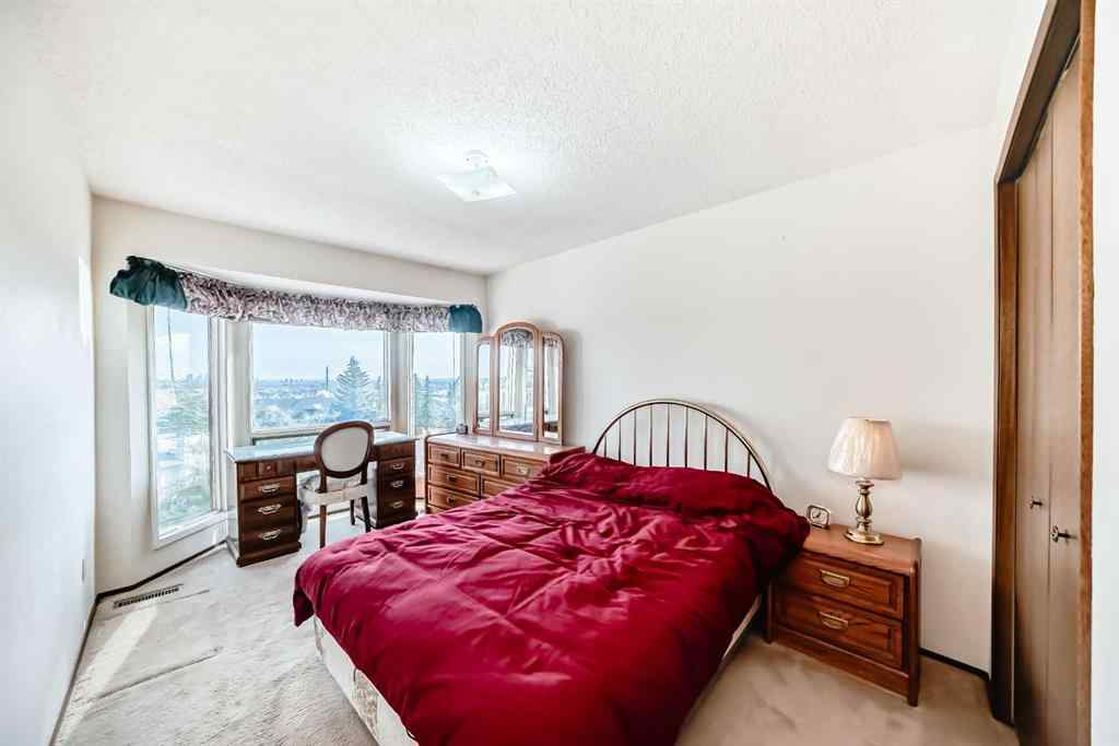 MLS® A2260663 - 16 Edgeland Bay NW in Edgemont Calgary, Residential