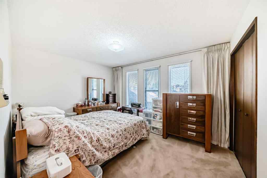 MLS® A2260663 - 16 Edgeland Bay NW in Edgemont Calgary, Residential