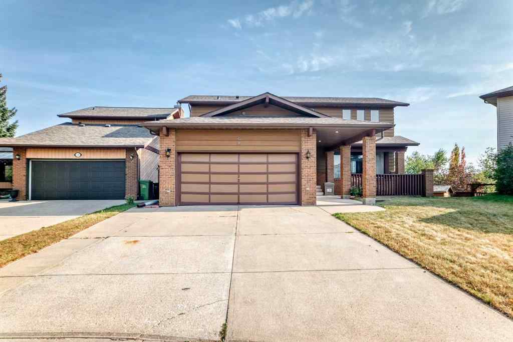 MLS® A2260663 - 16 Edgeland Bay NW in Edgemont Calgary, Residential