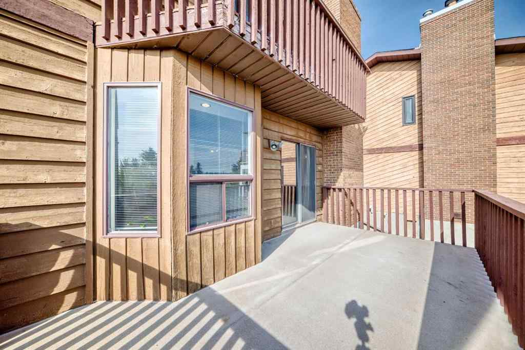 MLS® A2260663 - 16 Edgeland Bay NW in Edgemont Calgary, Residential