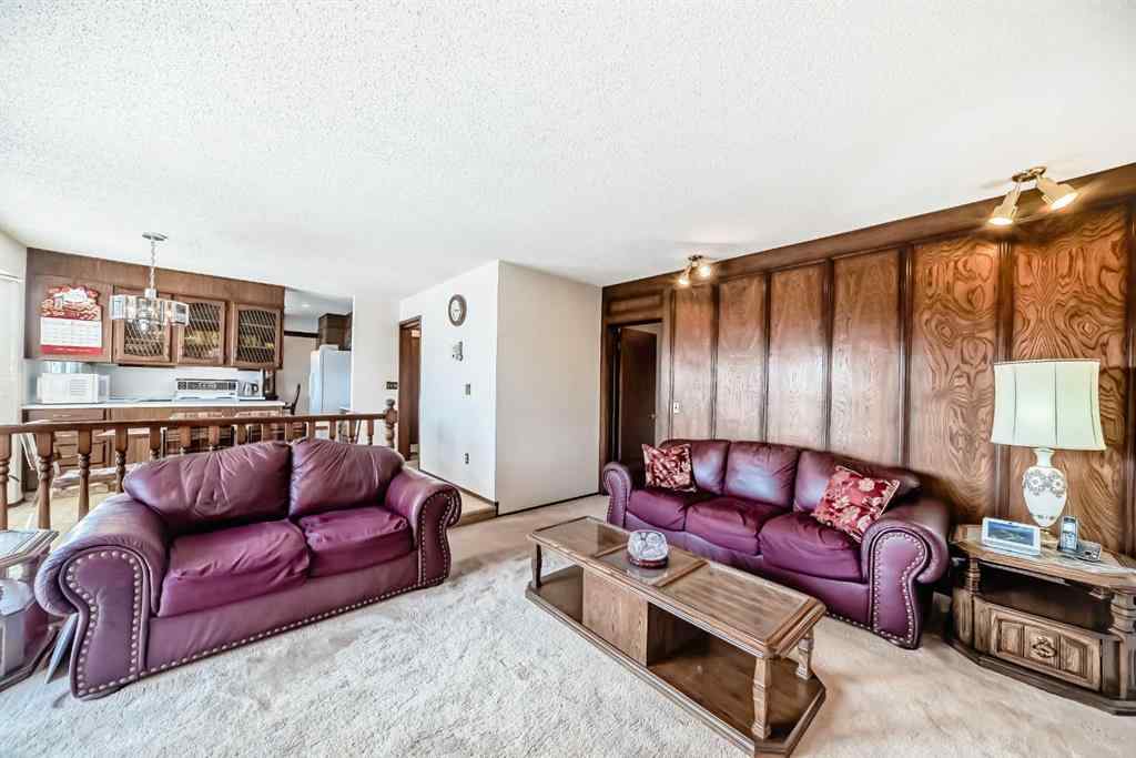 MLS® A2260663 - 16 Edgeland Bay NW in Edgemont Calgary, Residential