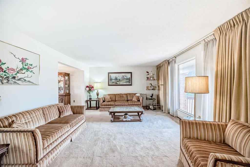 MLS® A2260663 - 16 Edgeland Bay NW in Edgemont Calgary, Residential