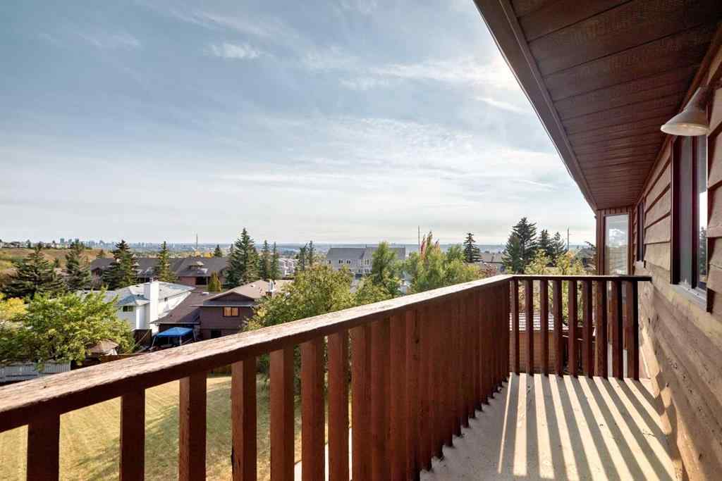 MLS® A2260663 - 16 Edgeland Bay NW in Edgemont Calgary, Residential