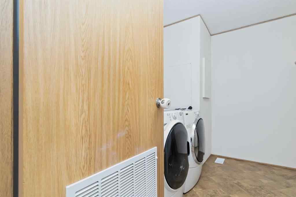 MLS® A2260672 - 116 Greenwood Place  in Gregoire Park Fort McMurray, Residential