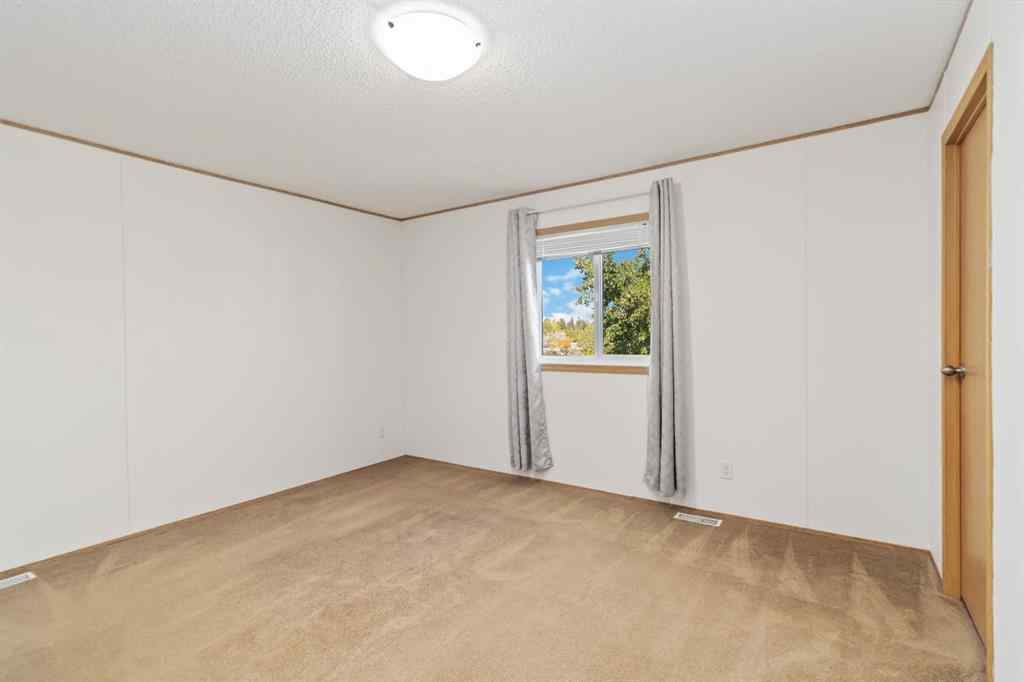 MLS® A2260672 - 116 Greenwood Place  in Gregoire Park Fort McMurray, Residential