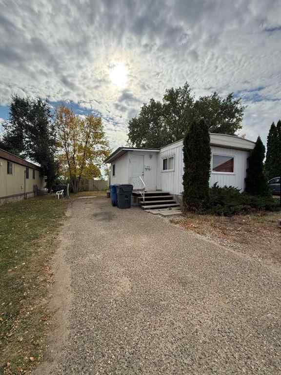 MLS® A2260685 - 333 Fleet Street SW in SW Hill Medicine Hat, Residential