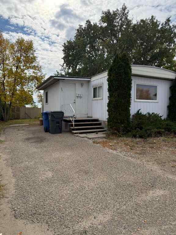 MLS® A2260685 - 333 Fleet Street SW in SW Hill Medicine Hat, Residential