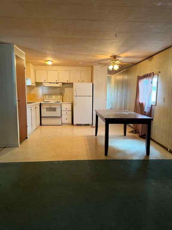 MLS® A2260685 - 333 Fleet Street SW in SW Hill Medicine Hat, Residential