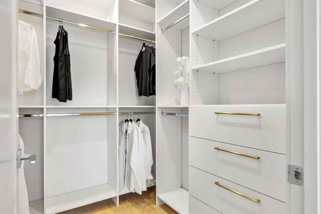 MLS® A2260693 - 40 Greenwich Heath NW in Greenwood/Greenbriar Calgary, Residential