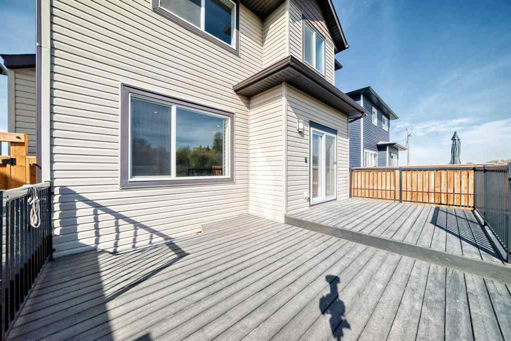 MLS® A2260695 - 8 Lakewood Circle  in NONE Strathmore, Residential