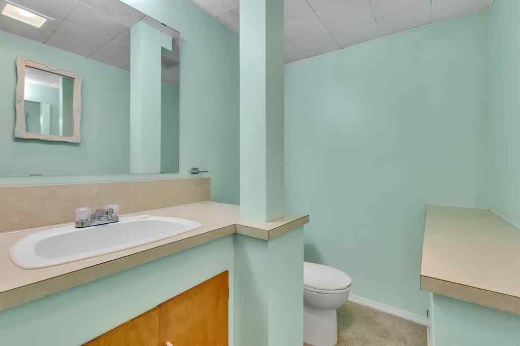 MLS® A2260697 - 3303 Boulton Road NW in Brentwood Calgary, Residential