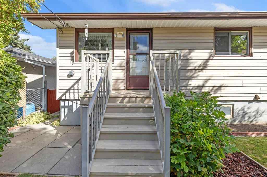 MLS® A2260697 - 3303 Boulton Road NW in Brentwood Calgary, Residential