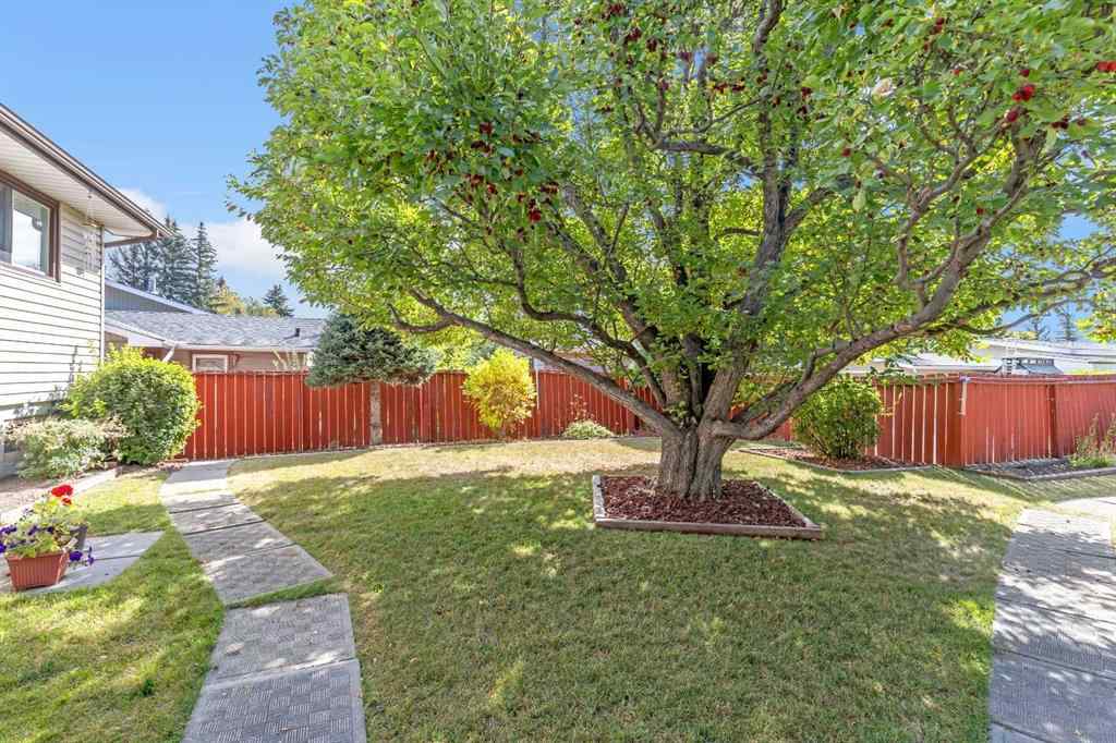 MLS® A2260697 - 3303 Boulton Road NW in Brentwood Calgary, Residential