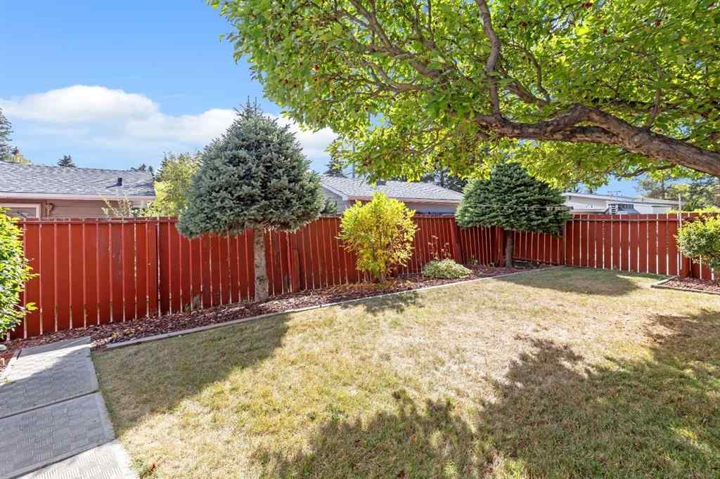 MLS® A2260697 - 3303 Boulton Road NW in Brentwood Calgary, Residential