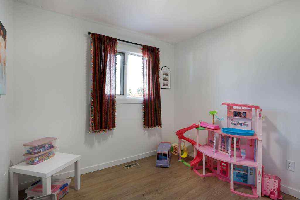 MLS® A2260702 - 26 Princess Place W in NONE Duchess, Residential