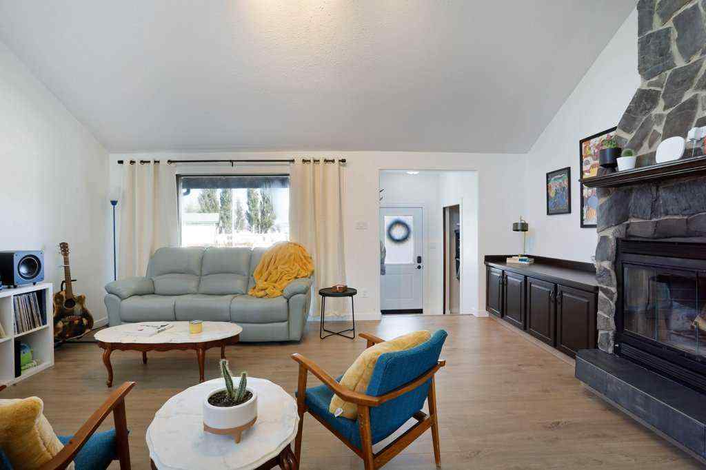 MLS® A2260702 - 26 Princess Place W in NONE Duchess, Residential