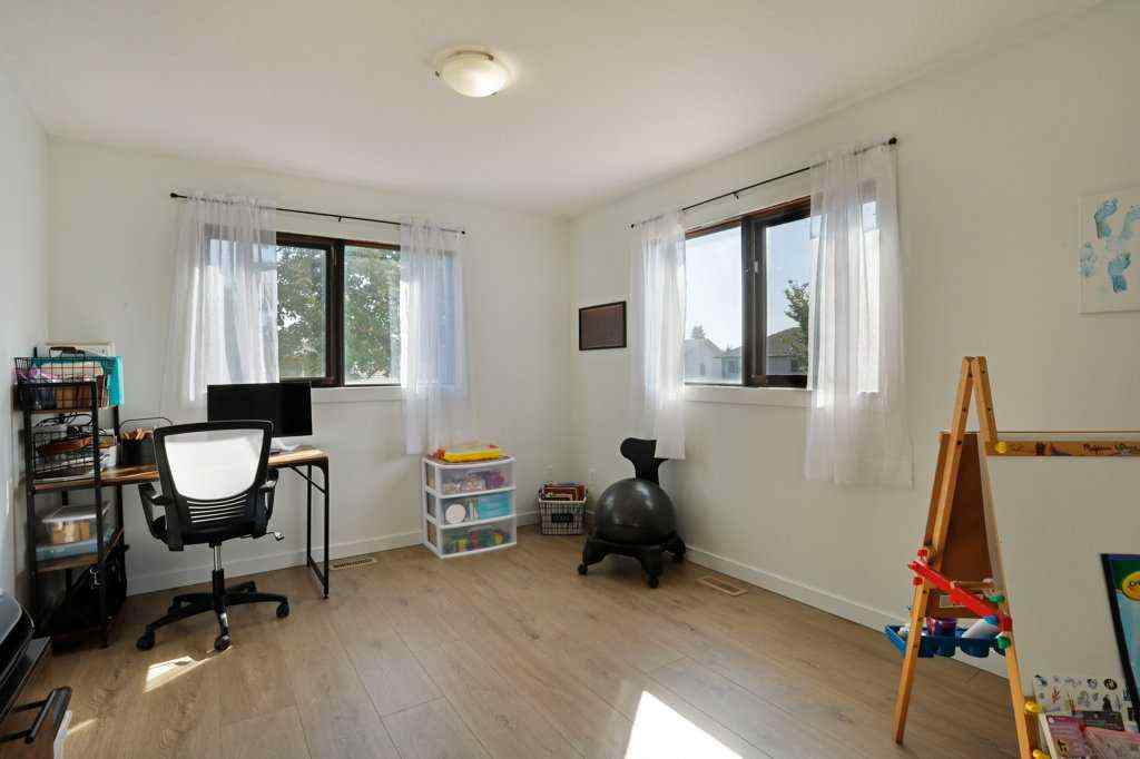 MLS® A2260702 - 26 Princess Place W in NONE Duchess, Residential