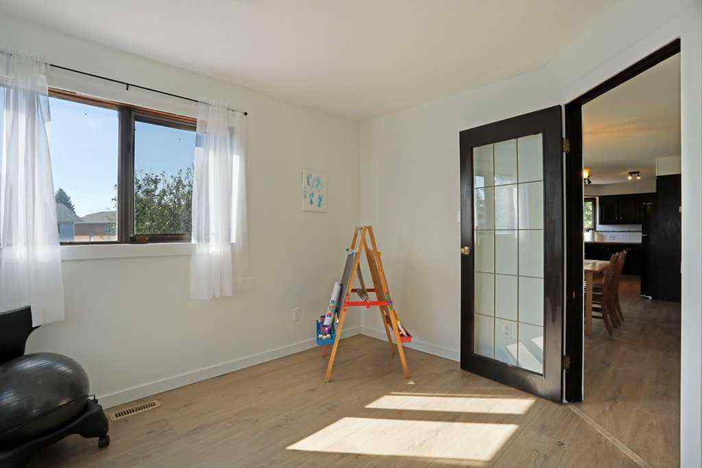 MLS® A2260702 - 26 Princess Place W in NONE Duchess, Residential