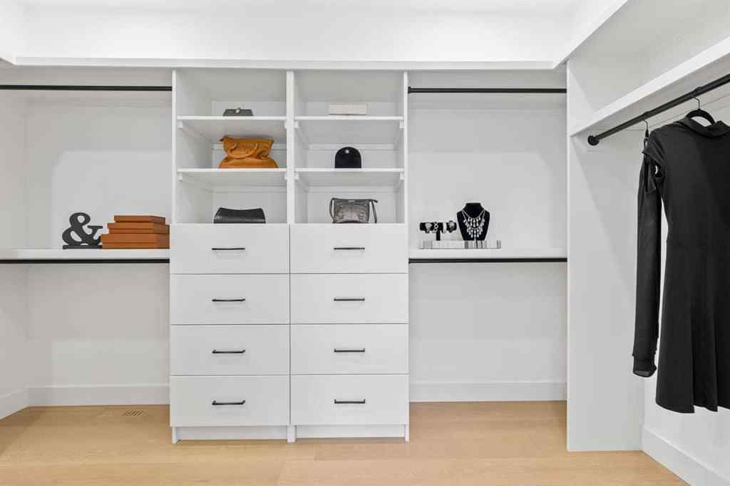 MLS® A2260705 - 407 Patterson Boulevard SW in Patterson Calgary, Residential