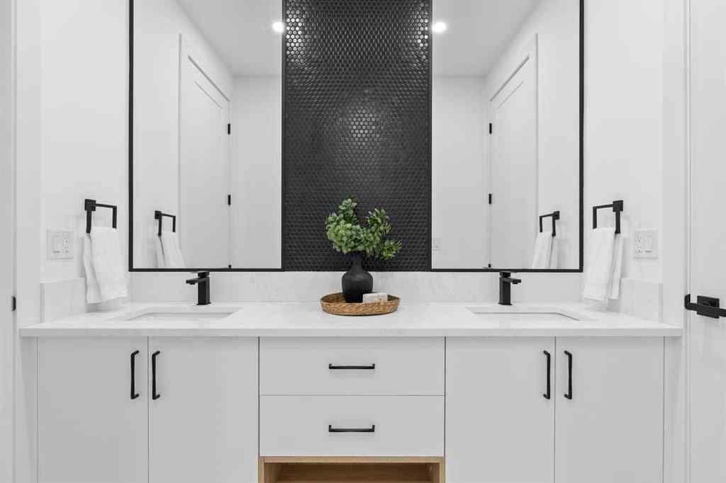 MLS® A2260705 - 407 Patterson Boulevard SW in Patterson Calgary, Residential