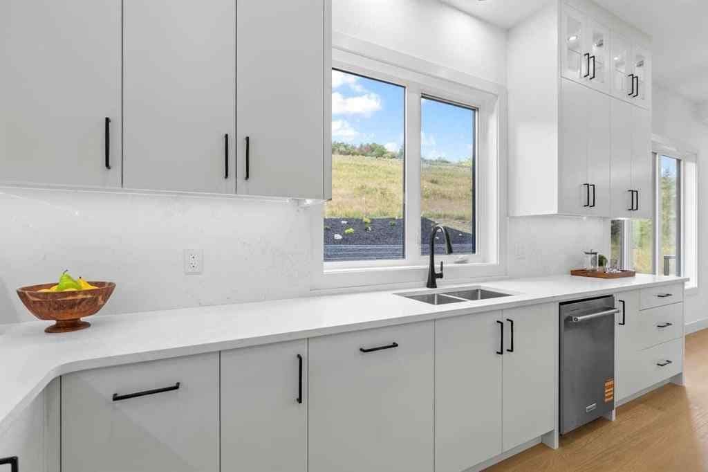 MLS® A2260705 - 407 Patterson Boulevard SW in Patterson Calgary, Residential