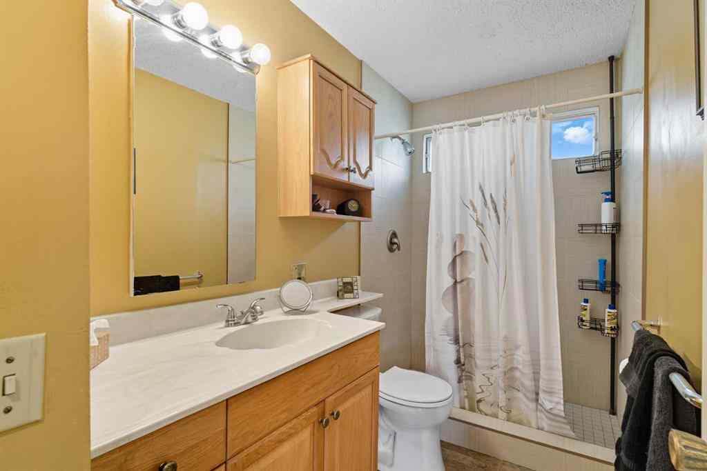 MLS® A2260709 - 124 Lynnbrook Road SE in Ogden Calgary, Residential