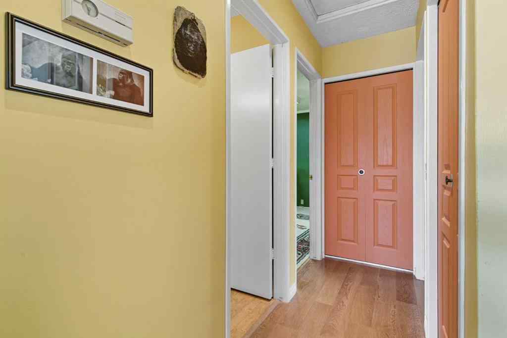 MLS® A2260709 - 124 Lynnbrook Road SE in Ogden Calgary, Residential