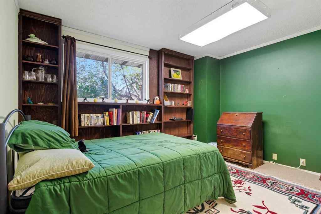 MLS® A2260709 - 124 Lynnbrook Road SE in Ogden Calgary, Residential