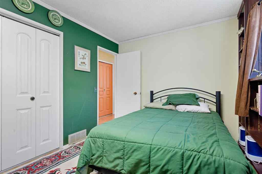 MLS® A2260709 - 124 Lynnbrook Road SE in Ogden Calgary, Residential