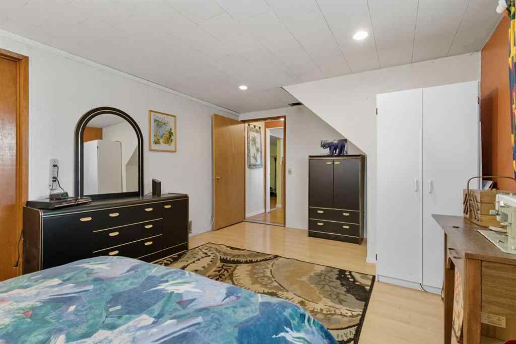 MLS® A2260709 - 124 Lynnbrook Road SE in Ogden Calgary, Residential