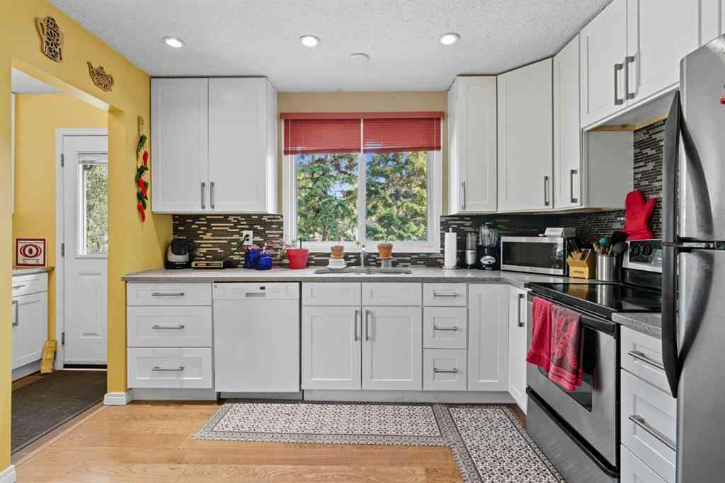 MLS® A2260709 - 124 Lynnbrook Road SE in Ogden Calgary, Residential