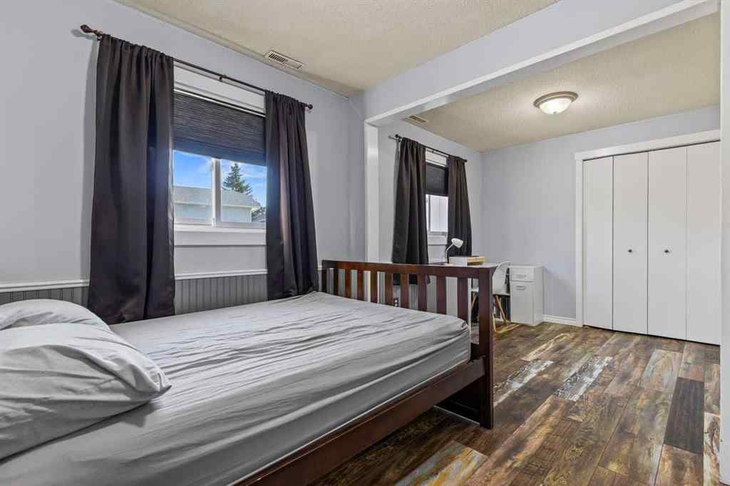MLS® A2260710 - 1018 10 Avenue SE in Emerson Lake Estates High River, Residential