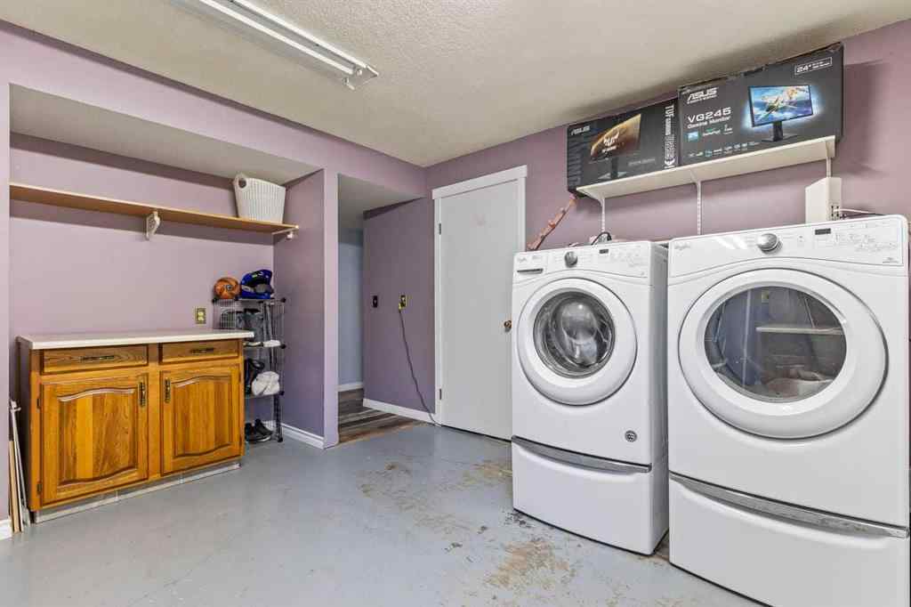 MLS® A2260710 - 1018 10 Avenue SE in Emerson Lake Estates High River, Residential