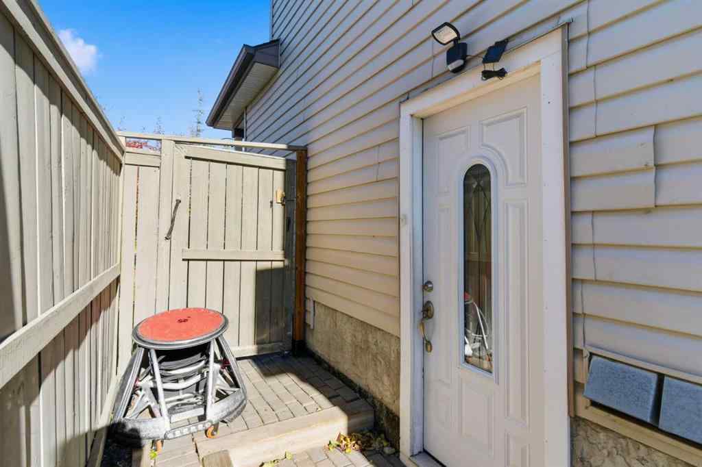 MLS® A2260711 - 162 Mt Apex Crescent SE in McKenzie Lake Calgary, Residential