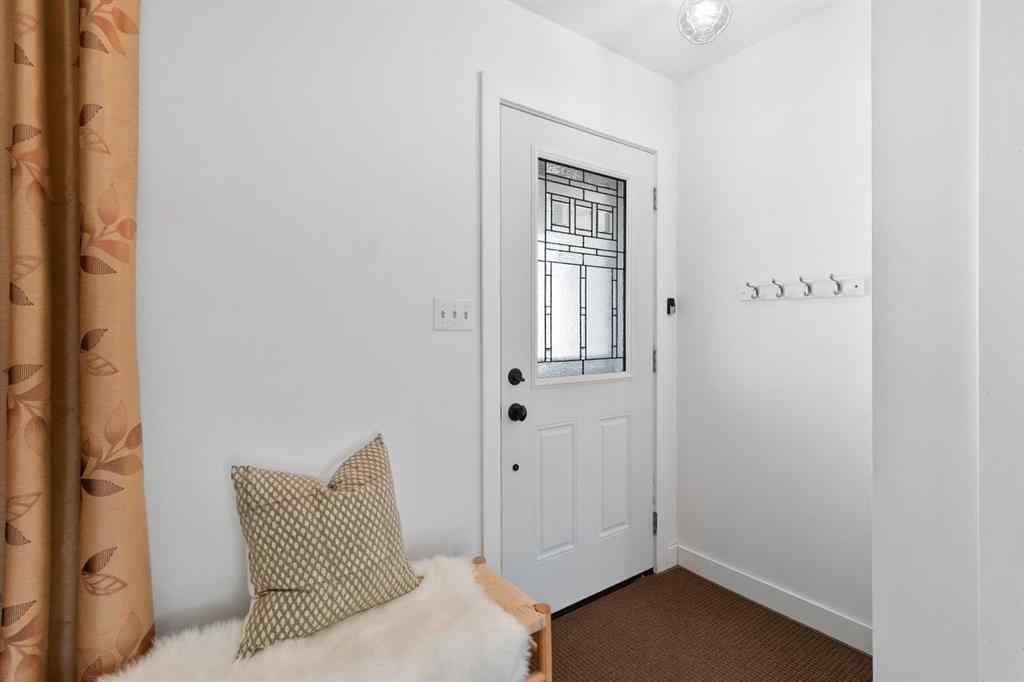 MLS® A2260717 - 5445 56 Street  in NONE Olds, Residential