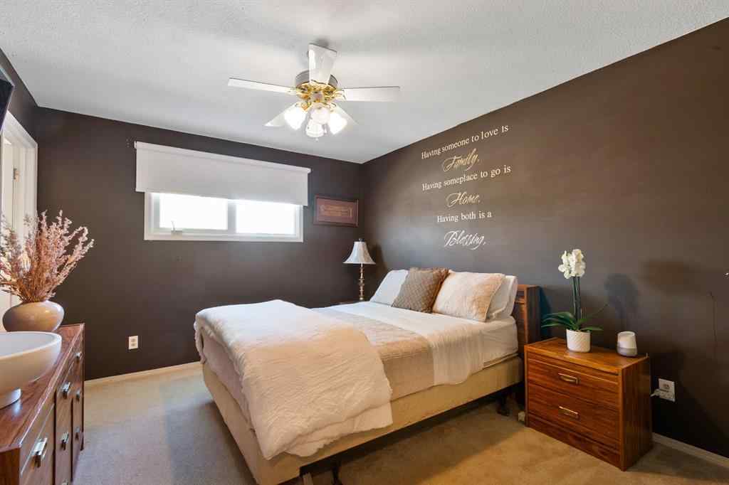 MLS® A2260717 - 5445 56 Street  in NONE Olds, Residential