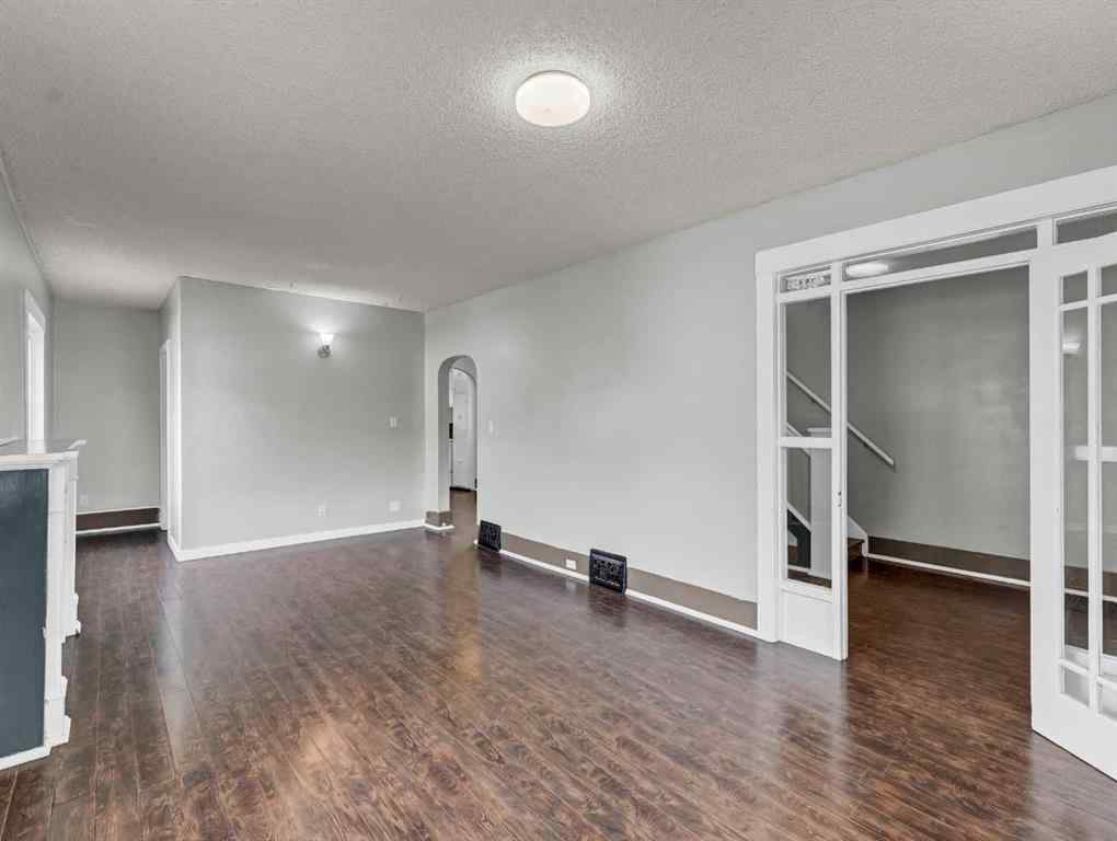 MLS® A2260718 - 261 4 Street SW in SW Hill Medicine Hat, Residential