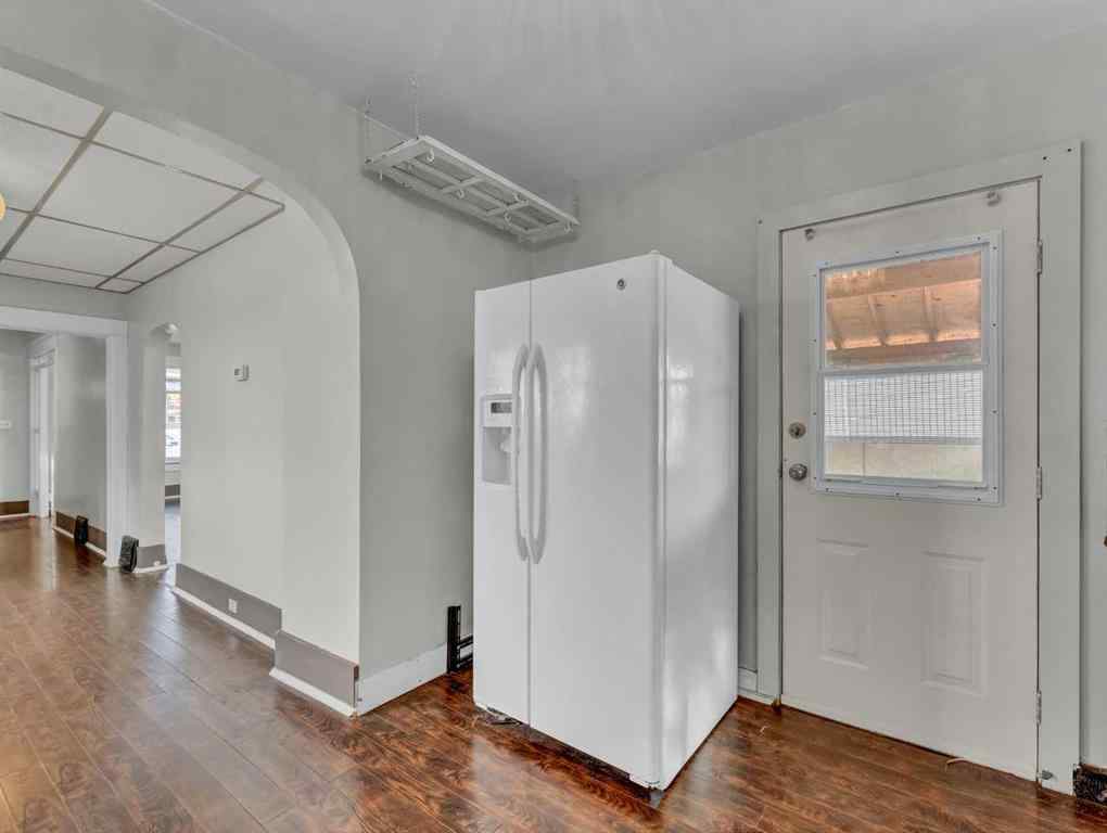 MLS® A2260718 - 261 4 Street SW in SW Hill Medicine Hat, Residential